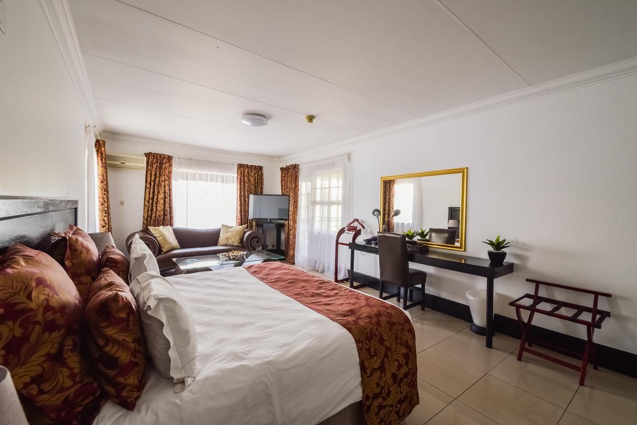 The Lakes Hotel & Conference Centre Benoni Kültér fotó